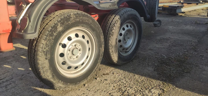 Прицеп автомобильный 836907