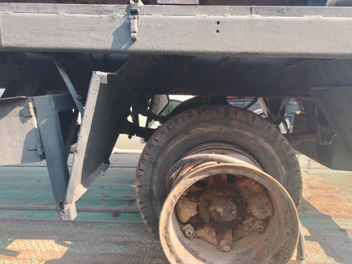Полуприцеп ППЦ 16-9380-2У-01, г. в.: 1996, идентификационный номер VIN: HХS938050T0002106, госномер: ВХ097750. ПТС № 50 ЕР 259884, адрес: Московская обл., м. о.Чехов, дер. Курниково, промзона Курниково