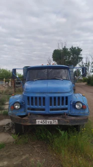 Автомашина ЗИЛ130