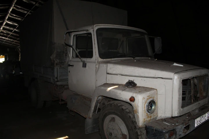 Автомобиль ГАЗ-3307 (идентификационный номер (VIN) XTH33070010814059, год выпуска 2001, кузов №33070010018850, цвет ЖЕЛТО-БЕЛЫЙ)