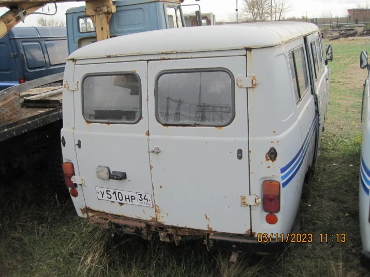 Автомобиль УАЗ 22069-04