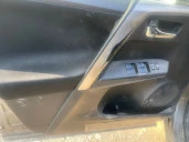 Автомобиль легковой TOYOTA RAV 4 2015 года выпуска
