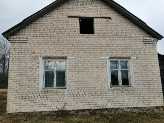 Земельный участок площадью 340 кв.м. и нежилое здание площадью 63,3 кв.м. по адресу: Тверская область, г.о. Нелидовский, д Семеновское, ул Центральная, зд. 8