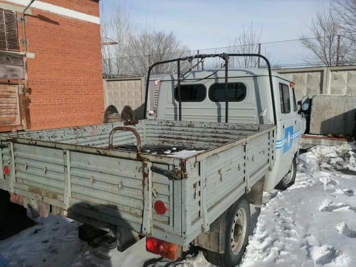 Грузовой УАЗ-390945