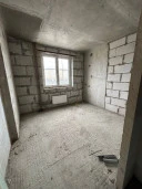 Жилое помещение (квартира), пл. 69,2 кв. м, этаж 4, кад.№ 50:49:0010103:2344, адрес: МО, г. Звенигород, кв-л Маяковского, д. 19а, кв. 11. В соответствии с выпиской из домовой книги от 13.04.2026, зарегистрированные лица отсутствуют.
