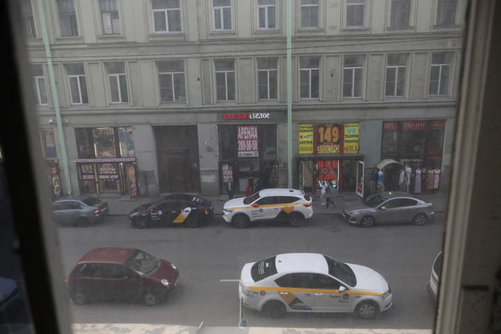 Право аренды помещения площадью 208,4 кв. м в Апраксином дворе