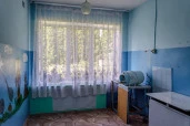 Нежилое здание и земельный участок по адресу: Липецкая область, Становлянский округ, д. Паленка, ул. Школьная, д. 1.