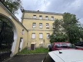 Здание с участком 11 соток в Кировском районе