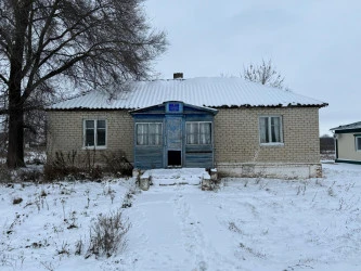 Здание 74,6 кв.м и з/у в Курской области, с. Красная Долина