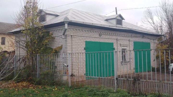 Здание ОКН с зем. участком 4 385 кв.м в центре г. Переславля-Залесского: Ярославская область, г. Переславль-Залесский, ул. Советская, д. 22, с земельным участком