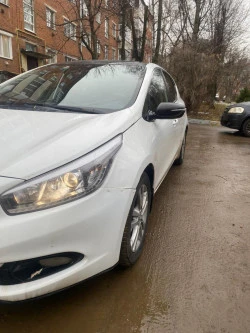 Автомобиль: марка KIA JD (Cee'd), идентификационный номер (VIN): XWEHN512BF0026782, год выпуска: 2014