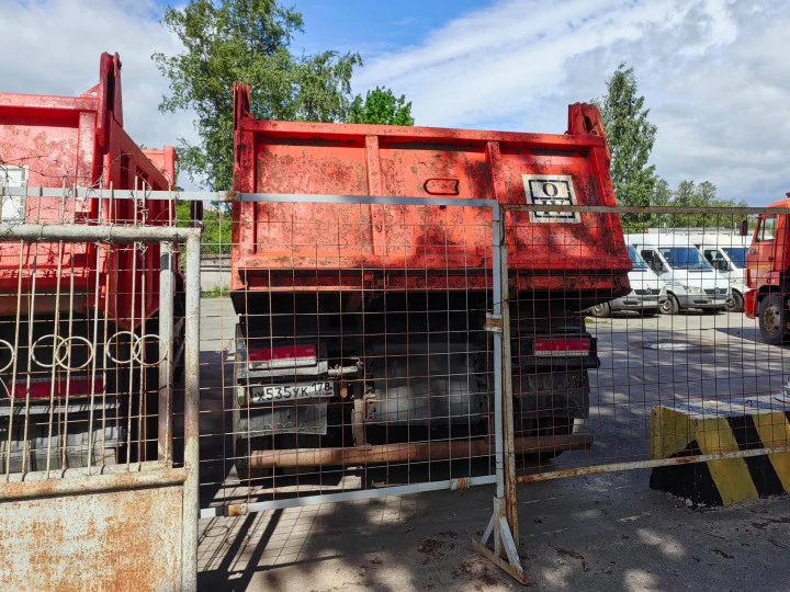 Грузовой самосвал КАМАЗ 65115-42