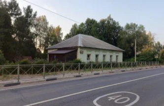 Здание площадью 145,4 кв. м, земельный участок  площадью 2782 кв.м : Ярославская область, р-н Некрасовский, с. Левашово, ул. Советская, д. 12, с земельным участком