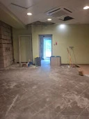 Нежилое помещение на первом  по адресу: Челябинская область, Ашинский район, г. Сим, ул. Революции, д. 7, пом. 6.