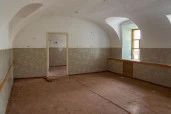 Имущественный комплекс в составе, которого: земельный участок, общей площадью 5 583 кв.м., кадастровый номер: 48:11:0470166:12, 2 здания и 2 сооружения, в т.ч. здание объекта культурного наследия «Здание торгового техникума», конец XVIII-начало XIX в.