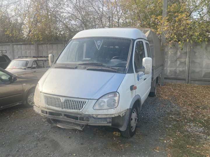 Грузовой бортовой ГАЗ 330232.