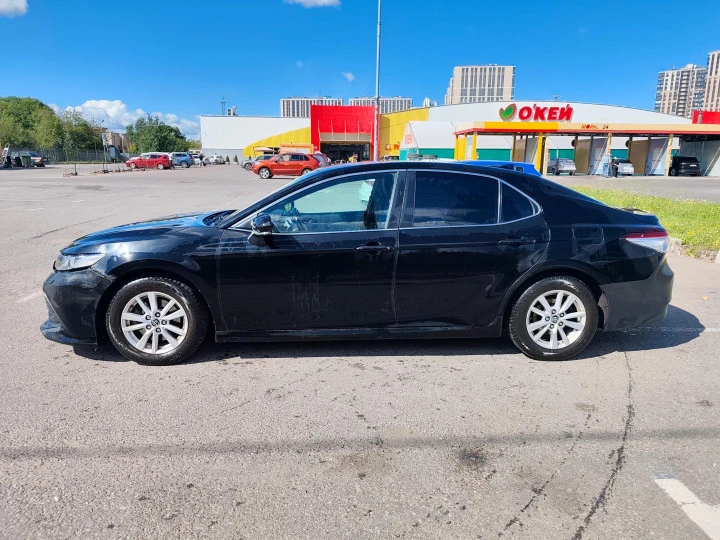 Автомобиль легковой Toyota Camry