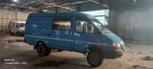 Грузовой фургон цельнометаллический 7 мест ГАЗ 27057.