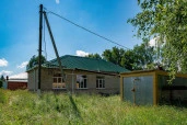 Имущественный комплекс (4 здания + 1,7 га земли)  Липецкая область, Измалковский м.о., с. Васильевка, ул. Центральная, 93