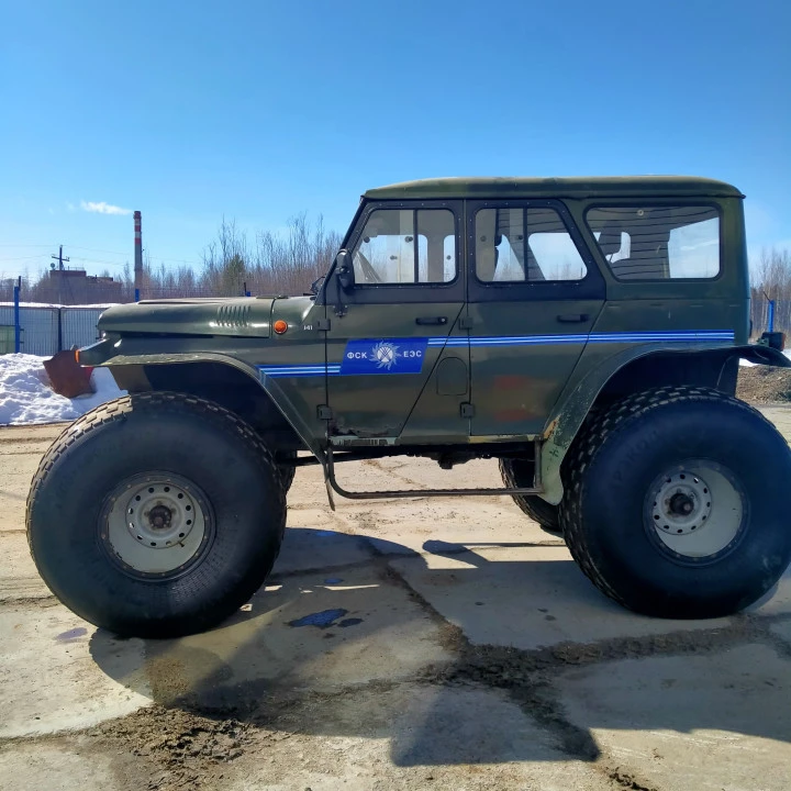 Вездеходное транспортное средство ТРЭКОЛ-39041