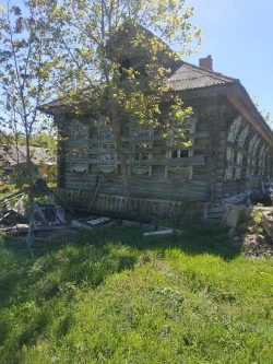 Нежилое здание, 1-этажное, площадь 119 кв. м, земельный участок, площадь 1 038 кв. м: Ярославская область, р-н Переславский, д. Рушиново, ул. Центральная, д. 18