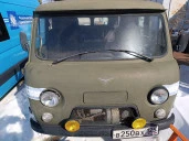 Автомобиль УАЗ-220695-04