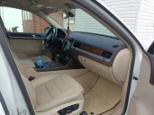 Автомобиль легковые Volkswagen Touareg 2014 года выпуска