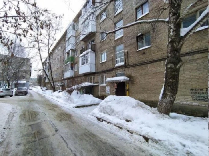 Нежилые помещения, общей площадью 74,6 кв. м, расположенные по адресу: Республика Башкортостан, г. Уфа, Советский район, бульвар Ибрагимова, 37/1
