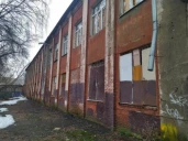 Здание бывш. больницы,  площадью 1928 кв. м, земельный участок, площадью 8721 кв. м, движимое имущество: г. Ярославль, ул. 8 Марта, д. 5