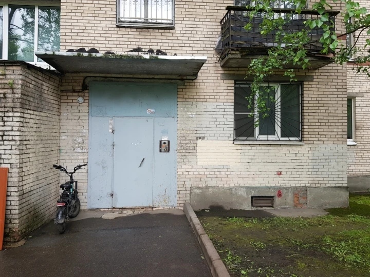 Помещение 18,4 кв.м в Колпино