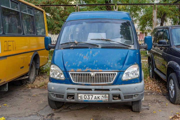 Легковой автомобиль марка, модель ГАЗ 32213, 2005 года выпуска, идентификационный номер (VIN): X9632213060440367, модель, № двигателя: 40630А 53150006, цвет кузова  балтика