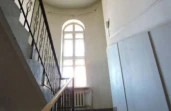 Здание Банка, площадью 1415,6 кв.м., с гаражом, площадью 188,7 кв.м., по адресу: Амурская область, г. Шимановск, ул. Комсомольская, д. 33