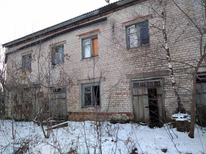 Земельный участок, 80 265 кв. м., Здание, 24,6 кв.м.; Здание, 191,2 кв.м.; Здание, 184,2 кв.м.; Здание, 30,8 кв.м.; Здание, 573,6 кв.м.; Здание, 346,2 кв.м. Местоположение: Тюменская область, р-н Заводоуковский, западнее с. Новая Заимка.