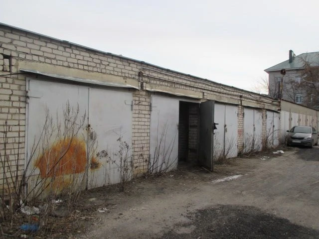 Здание (гараж) площадь 108 кв. м., кадастровый номер: 48:20:0046004:2467, расположенное по адресу: Российская Федерация, Липецкая область, городской округ город Липецк, город Липецк, улица Механизаторов, строение 17г