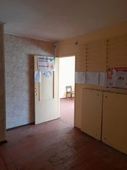 Здание 69,3 кв.м и земельный участок в Курской области, Рышковский сельсовет, д. Басово-Заречье