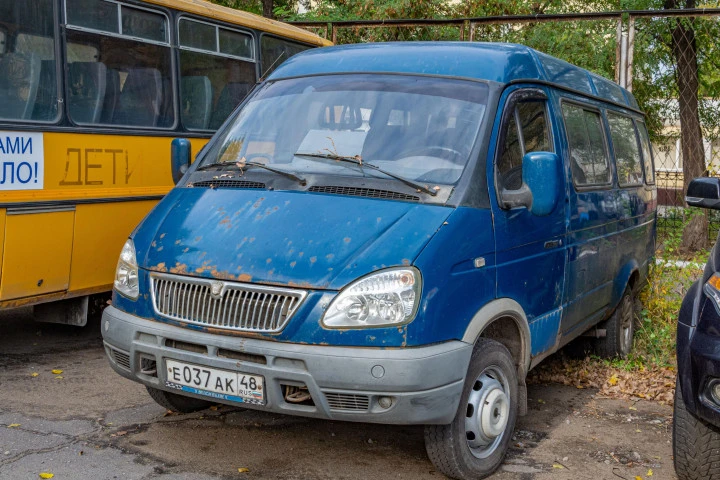Легковой автомобиль марка, модель ГАЗ 32213, 2005 года выпуска, идентификационный номер (VIN): X9632213060440367, модель, № двигателя: 40630А 53150006, цвет кузова  балтика