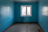 Земельный участок площадью 4 979 кв.м. с расположенными на нем зданиями врачебной амбулатории, гаража, склада по адресу: Липецкая область, м.о. Добровский, с. Ратчино, улица Ленина, д.7
