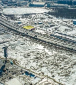 Продается  последний участок площадью-20 соток с прямым съездом и выездом на КАД в развитом торгово - индустриальном парке KAD GATE PARK (площадью 8га) у развязки КАД и проспекта Энгельса.