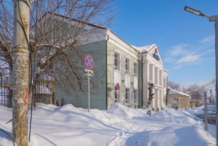 Внимание! К продаже предлагается административное здание, соседствующее с жилой и общественно-деловой застройкой центральной части города Уфы