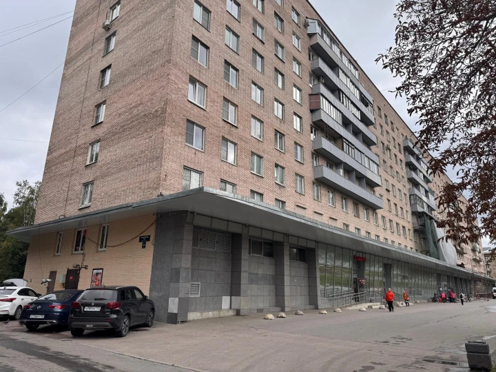 Помещение 12,9 кв.м на Кузнецовской ул.
