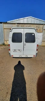 Автомобиль ГАЗ-32212