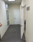 Имущественный комплекс в г. Биробиджан, общая площадь помещений 2953,9 кв.м., количество этажей: 3 + ЗУ площадью 1674 +/- 14 кв.м., по адресу: Еврейская автономная обл., г. Биробиджан, ул. Миллера, д. 8