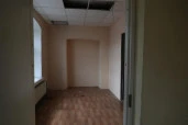 Право аренды помещения площадью 105,5 кв. м в Апраксином дворе.