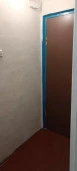 Жилое помещение (комната) - 12 кв. м, кадастровый номер 74:36:0113003:3130, 1-й этаж.Адрес: Челябинская обл., г. Челябинск, ул. 50-летия ВЛКСМ, д. 8А, кв. 2, комната 1/2.