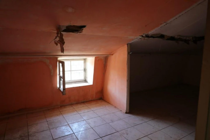 Право аренды помещения площадью 1058,5 кв. м в Апраксином дворе.