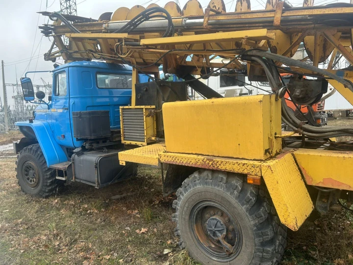 Бурильная машина МРК-800 на базе УРАЛ 43206