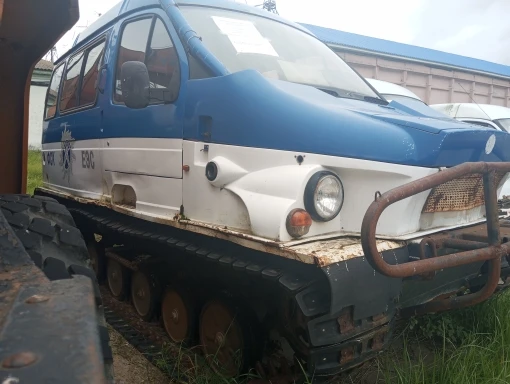 Гусеничный снегоболотоход ГАЗ-3409-Бобр