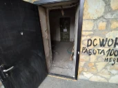 Нежилые помещения цокольного этажа пятнадцатиэтажного жилого здания , общей площадью 37,7 кв. м, расположенное по адресу: Республика Башкортостан, г. Уфа, Ленинский район, ул. Карла Маркса, 53