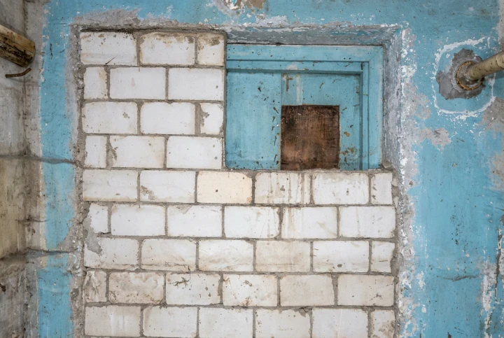 Нежилое помещение 13,3 кв.м на 1 этаже жилого дома, г. Уфа, ул. Рихарда Зорге, 45/1.