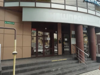 Нежилое помещение в г. Краснодаре, 246,5 кв. м, в  г. Краснодар, Северная ул., д. 425
